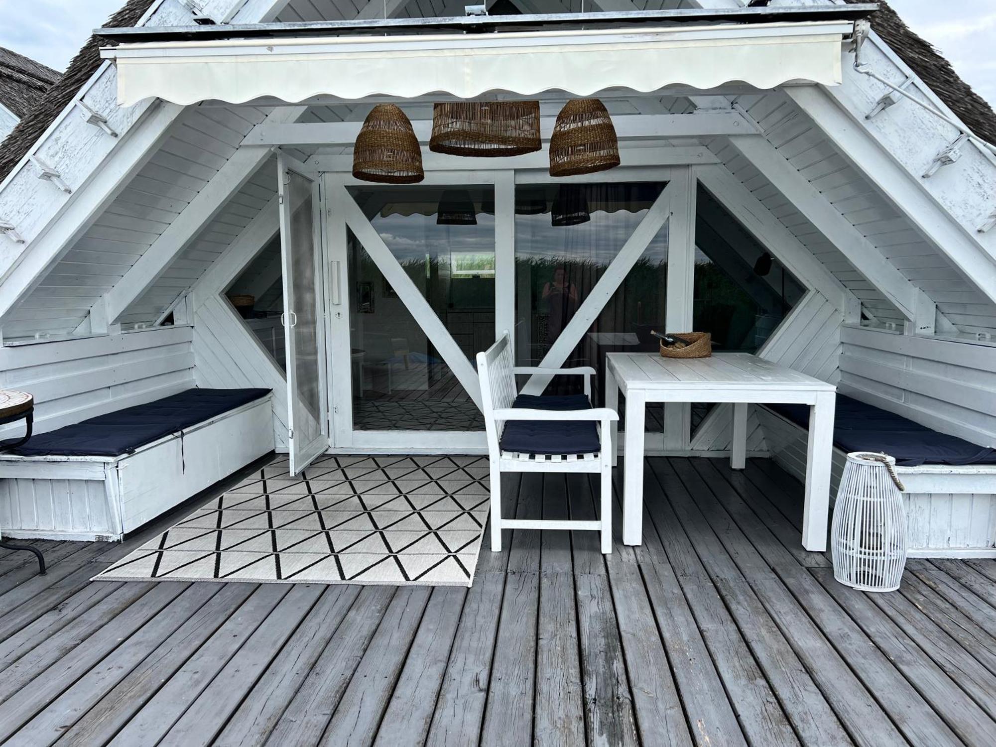 Seehuette Neusiedlersee - Seehaus Inklusive Elektroboot Rust Luaran gambar